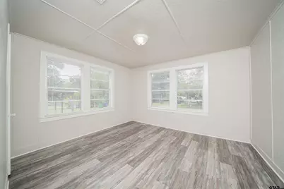 2812 Bernice St, Gladewater, TX 75647 - Photo 14