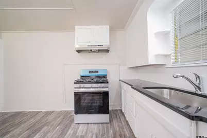 2812 Bernice St, Gladewater, TX 75647 - Photo 12