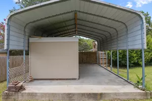 909 Elizabeth St, Gilmer, TX 75644 - Photo 42