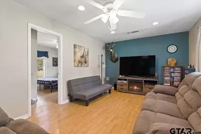 21310 Scenic Cir, Chandler, TX 75758 - Photo 8