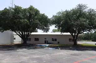 2005 Tile Factory Rd, Palestine, TX 75801 - Photo 1