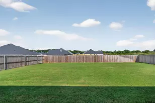 815 Black Bird Wy, Whitehouse, TX 75791 - Photo 40