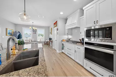 815 Black Bird Way, Whitehouse, TX 75791 - Photo 14