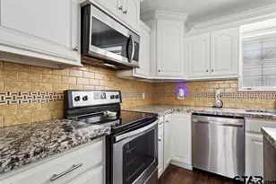 3235 Curtis Dr, Tyler, TX 75701 - Photo 12