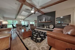 220 Texas Dr, Hideaway, TX 75771 - Photo 4