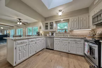 220 Texas Dr, Hideaway, TX 75771 - Photo 16