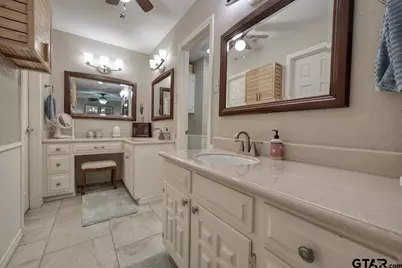 220 Texas Dr, Hideaway, TX 75771 - Photo 32