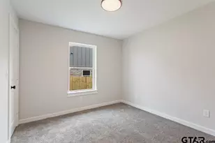 16414 Crossing Cir, Lindale, TX 75771 - Photo 26