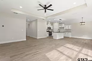 16414 Crossing Cir, Lindale, TX 75771 - Photo 6