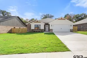 16414 Crossing Cir, Lindale, TX 75771 - Photo 2