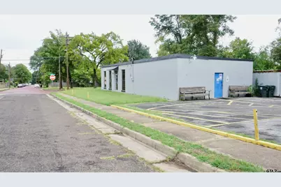 530 N Border Avenue, Tyler, TX 75702 - Photo 8