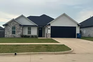 1713 Tres Dr, Whitehouse, TX 75791 - Photo 1