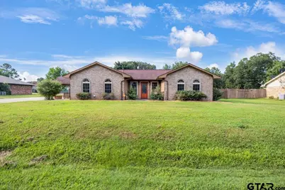 906 Zola St, Quitman, TX 75783 - Photo 1