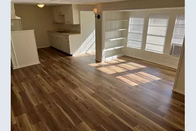 219 E Wells Street, Apt C, Tyler, TX 75701 - Photo 4