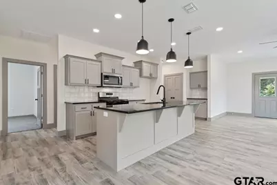 16326 Crossing Circle, Lindale, TX 75771 - Photo 12