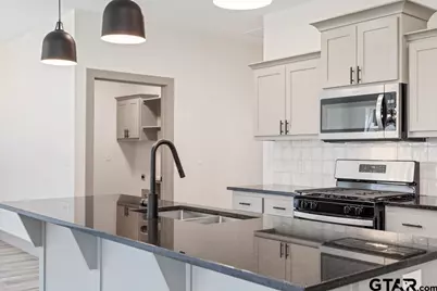 16326 Crossing Circle, Lindale, TX 75771 - Photo 14