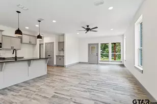 16326 Crossing Cir, Lindale, TX 75771 - Photo 12