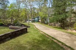 1905 Co Rd 3108, Jacksonville, TX 75766 - Photo 2