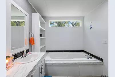 234 Red Robin Road, Gun Barrel City, TX 75156 - Photo 8