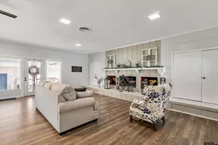 1003 Hillcrest, Jacksonville, TX 75766 - Photo 4