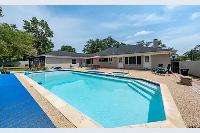 1003 Hillcrest, Jacksonville, TX 75766 - Photo 30