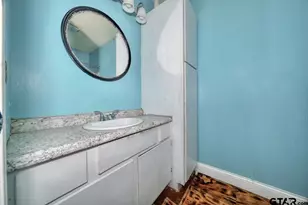 2071 W Point Tap Rd, Palestine, TX 75803 - Photo 22