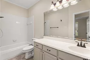 3312 Storey Lake Dr, Tyler, TX 75707 - Photo 18