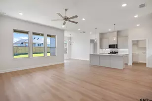 288 August Dr, Bullard, TX 75757 - Photo 8