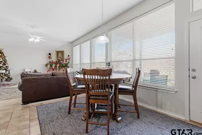 5821 Thompson Place, Tyler, TX 75707 - Photo 16