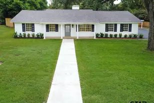 202 Ronnette Dr, Tyler, TX 75703 - Photo 2