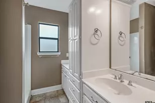 619 Martin, Chandler, TX 75758 - Photo 16