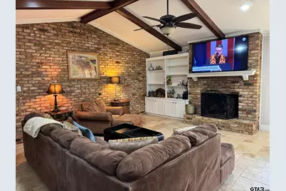 1401 Kidd, Tyler, TX 75703 - Photo 4