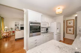 5401 Hollytree Dr, Tyler, TX 75703 - Photo 16