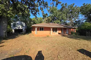 496 Blackbourn, Hawkins, TX 75765 - Photo 2