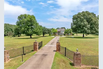 1545 Fm 2419, Palestine, TX 75801 - Photo 2