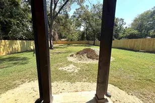 431 Cypress, Pittsburg, TX 75686 - Photo 2