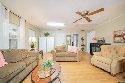 209 Cheryl St, Longview, TX 75604 - Photo 24