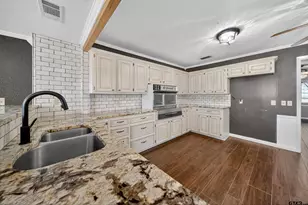 9938 Co Rd 3600, Brownsboro, TX 75756 - Photo 12