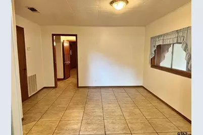 2431 N Jefferson, Mount Pleasant, TX 75455 - Photo 14