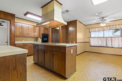 6404 Black Gum Rd, Gilmer, TX 75644 - Photo 8