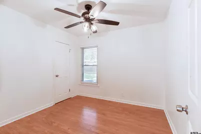 2216 Gish Ln, Tyler, TX 75701 - Photo 14
