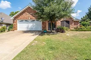 1820 Park Pl, Mineola, TX 75773 - Photo 1