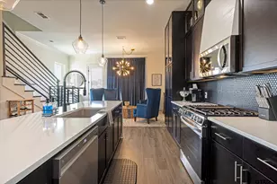 540 W Erwin St, Tyler, TX 75702 - Photo 6