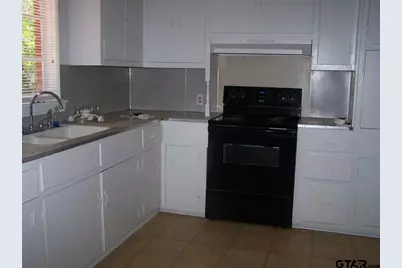 1200 Carol Lane, Tyler, TX 75701 - Photo 2