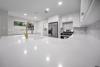 1807 Kimwood Ln, Tyler, TX 75703 - Photo 10