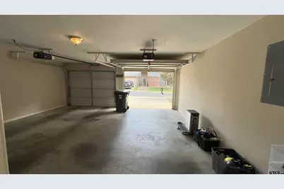 317 Amberwood Circle, Tyler, TX 75701 - Photo 32