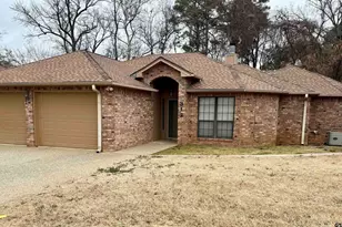 317 Amberwood Cir, Tyler, TX 75701 - Photo 1