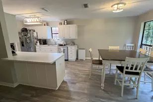 317 Amberwood Cir, Tyler, TX 75701 - Photo 8