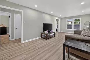 105 Holcomb, Frankston, TX 75763 - Photo 4