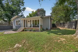105 Holcomb, Frankston, TX 75763 - Photo 2